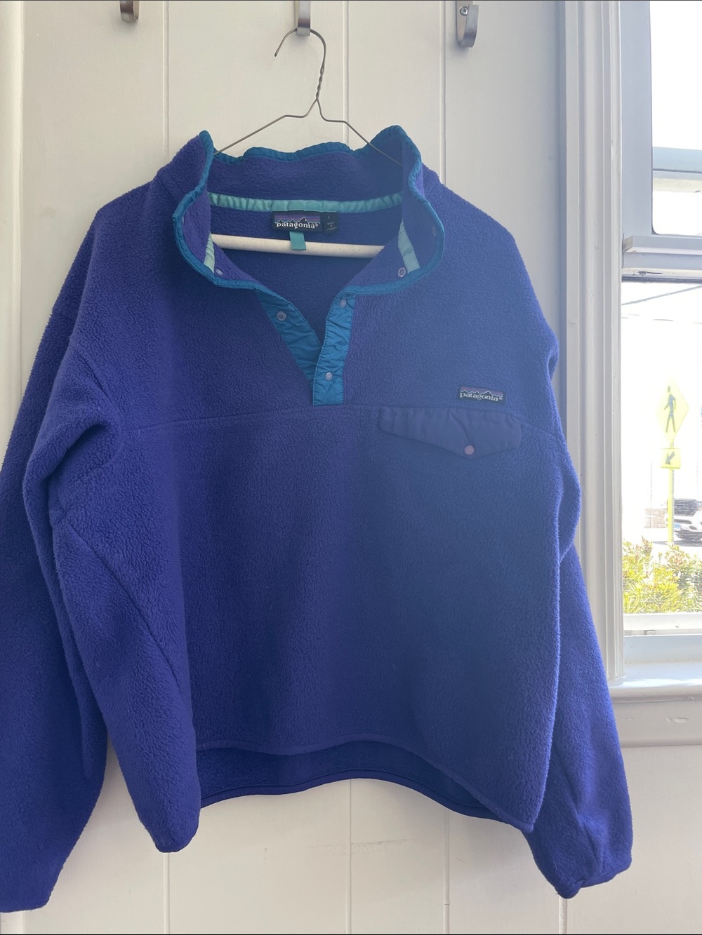 Patagonia Men’s Royal Blue Fleece Pullover with Teal Trim
